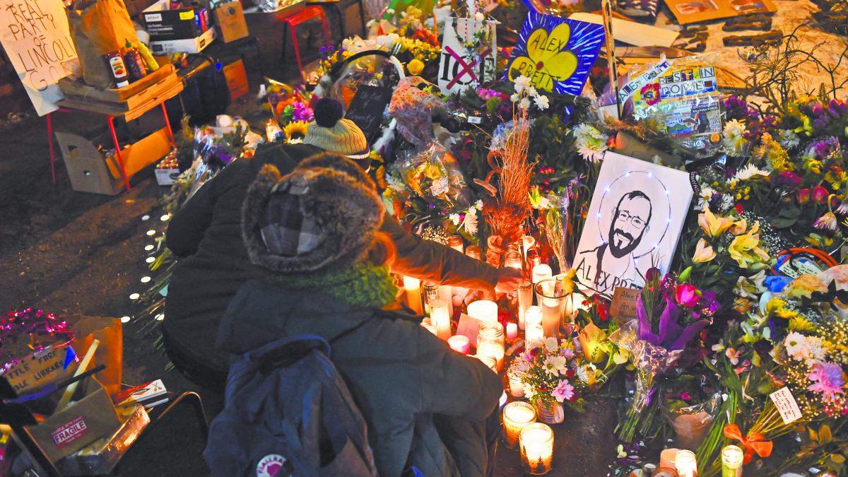 Trump, “muy triste” por asesinato de Pretti