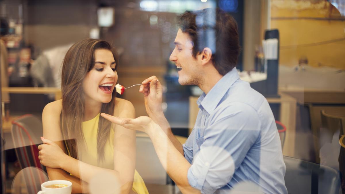 ¿Por qué las experiencias en pareja importan más que los regalos?