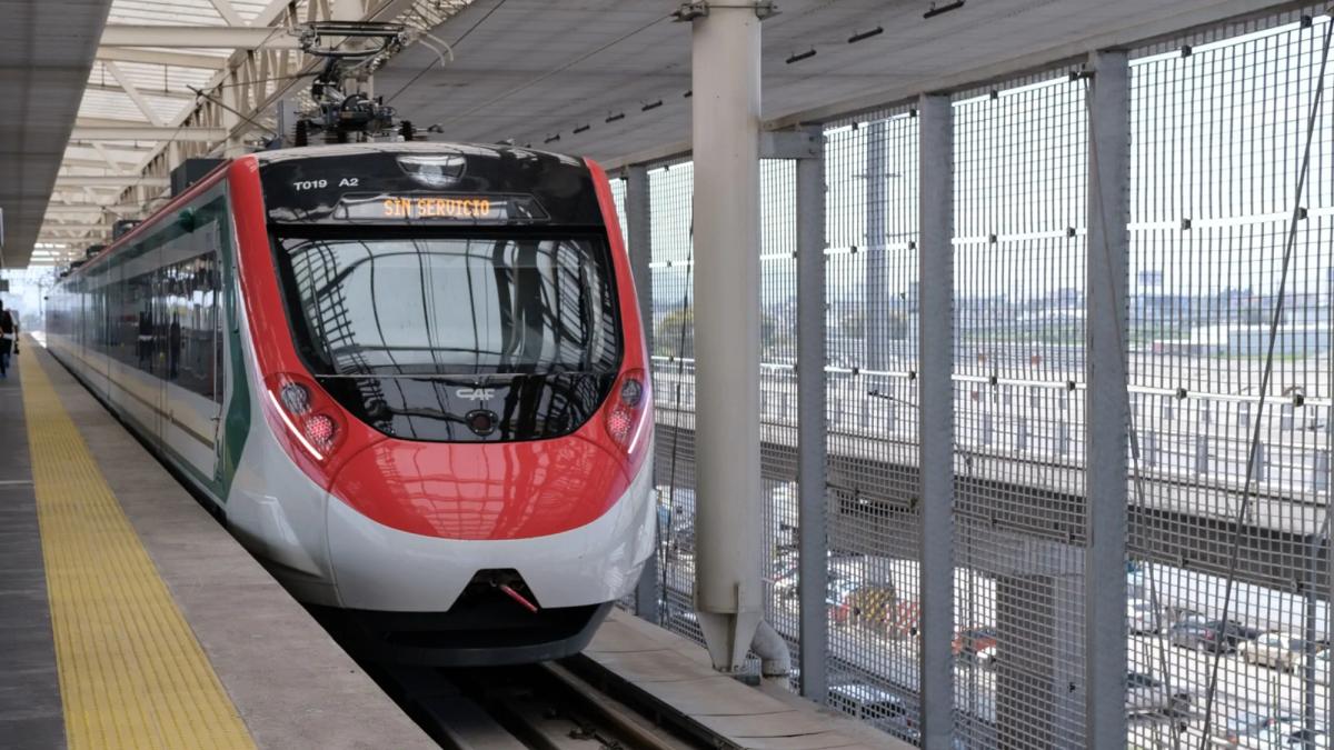Tren México–Toluca “El Insurgente”: Cómo usarlo, tarifas, estaciones y todo lo que debes saber