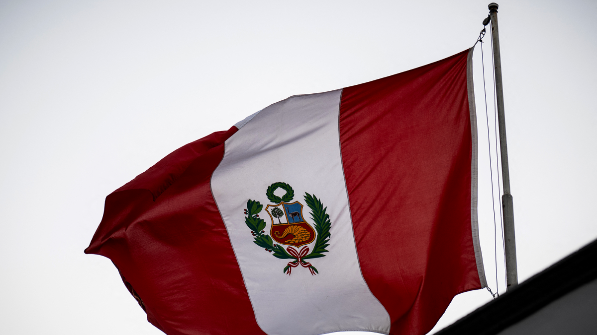 Perú avisa del plan de Chile para construir una zanja en la frontera y pide no volver al Muro de Berlín