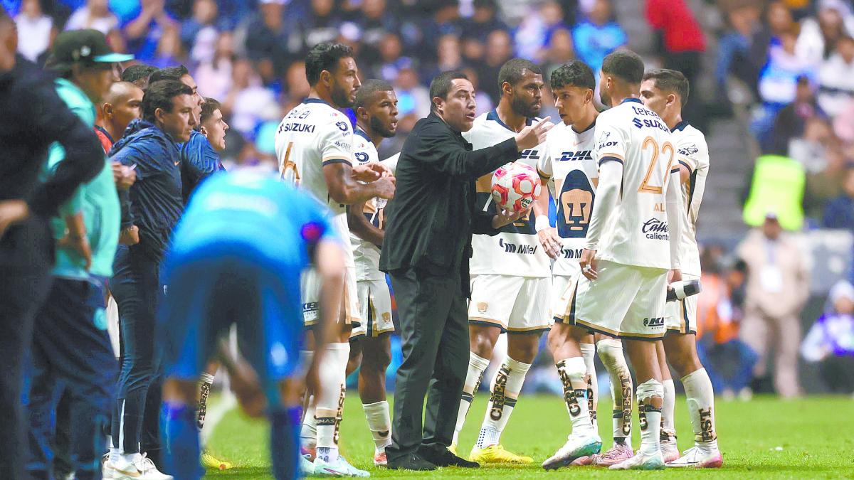 Efraín Juárez aprueba en convencimiento; falta consistencia