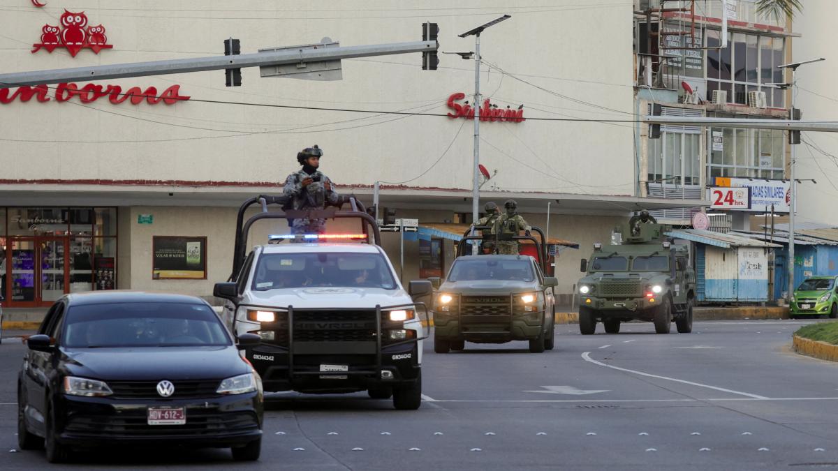 Walmart, Bodega Aurrerá y Sam’s Club ajustan horarios tras violencia en Jalisco por abatimiento del líder del CJNG