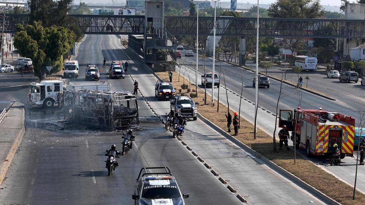 Jalisco mantiene Código Rojo este lunes tras la caída de "El Mencho"
