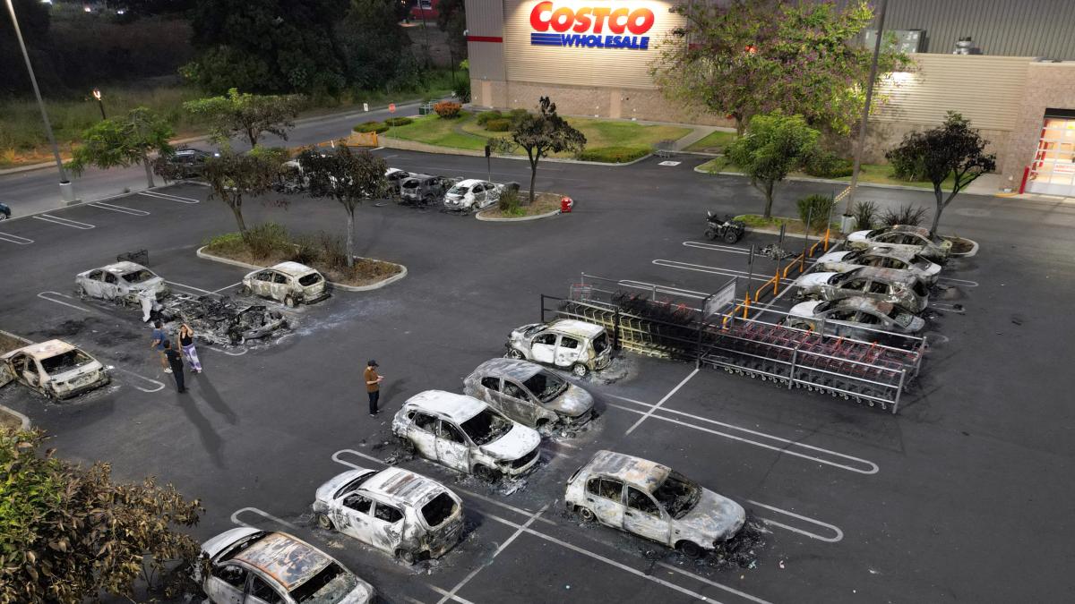 Tiendas Costco reabrirán en horario normal desde el miércoles, tras hechos violentos en Jalisco