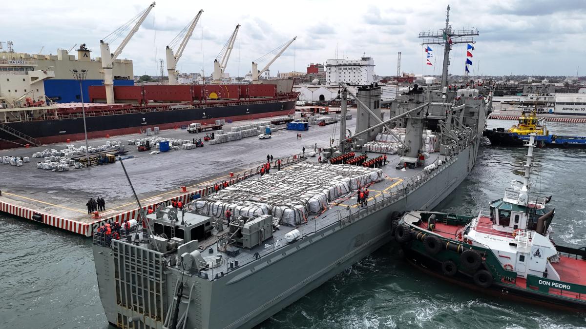 México envía 1,193 toneladas de ayuda humanitaria a Cuba