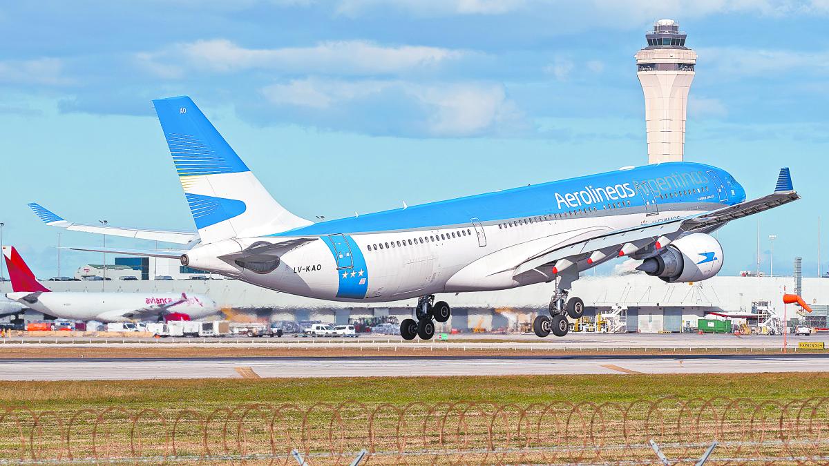 Aerolíneas Argentinas hiló en 2025 dos años con superávit