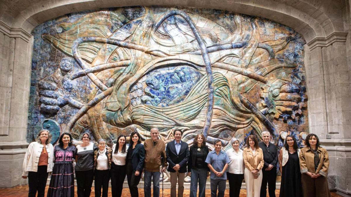 Relevantes investigadores y docentes elaborarán nuevo libro de Historia de 4º a 6º de Primaria que incluirá a las mujeres: Mario Delgado