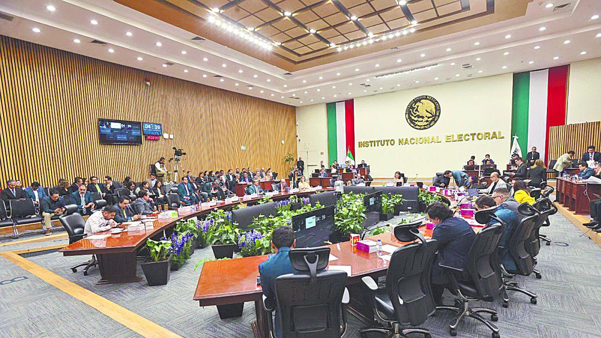 Partidos impugnan multas del INE por más de 700 millones de pesos