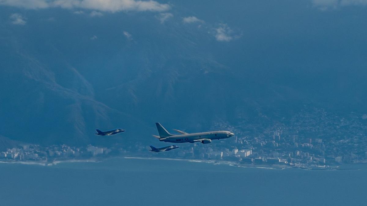 EU patrulla espacio aéreo de Venezuela con cazas