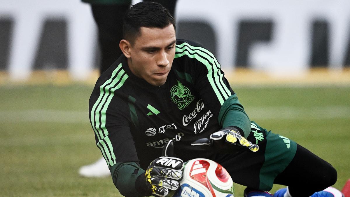 Portero mexicano Malagón, del América, será operado de una rotura del tendón de Aquiles y se pierde Mundial