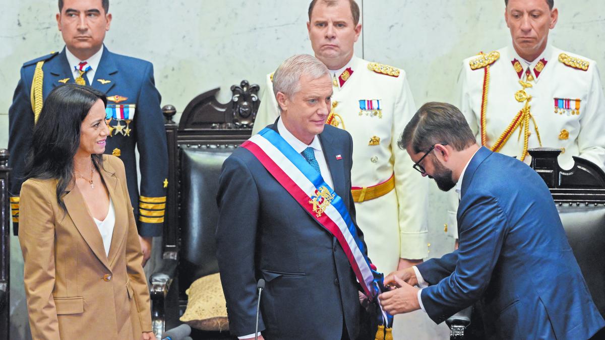 José Antonio Kast anuncia gobierno de emergencia