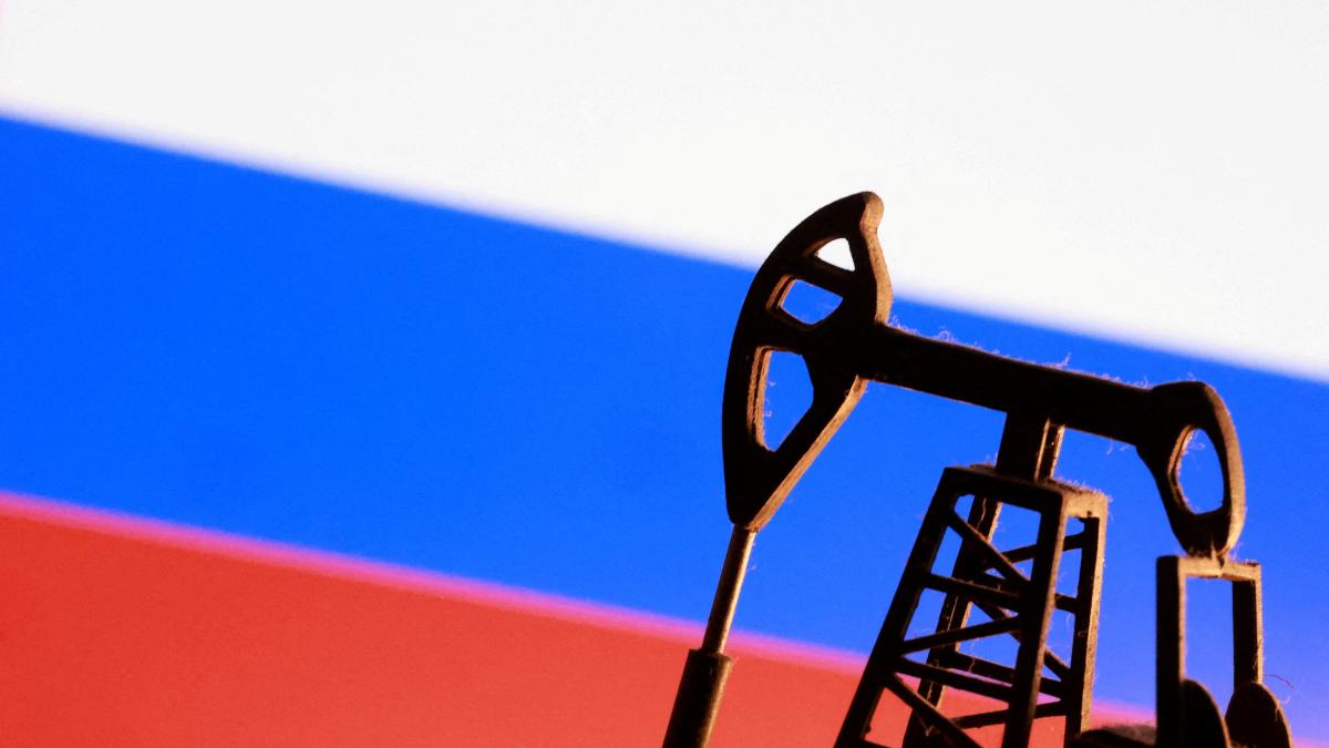 Moscú asegura que el mercado mundial energético no puede "permanecer estable" sin el petróleo ruso