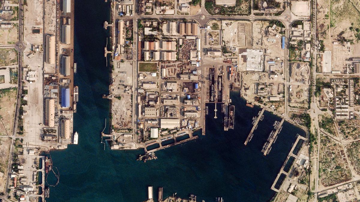 Donald Trump pide a otros gobiernos enviar fuerzas navales al estrecho de Ormuz