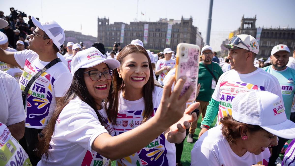 La Ciudad de México rompe el Récord Guinness con la clase de futbol más grande del mundo