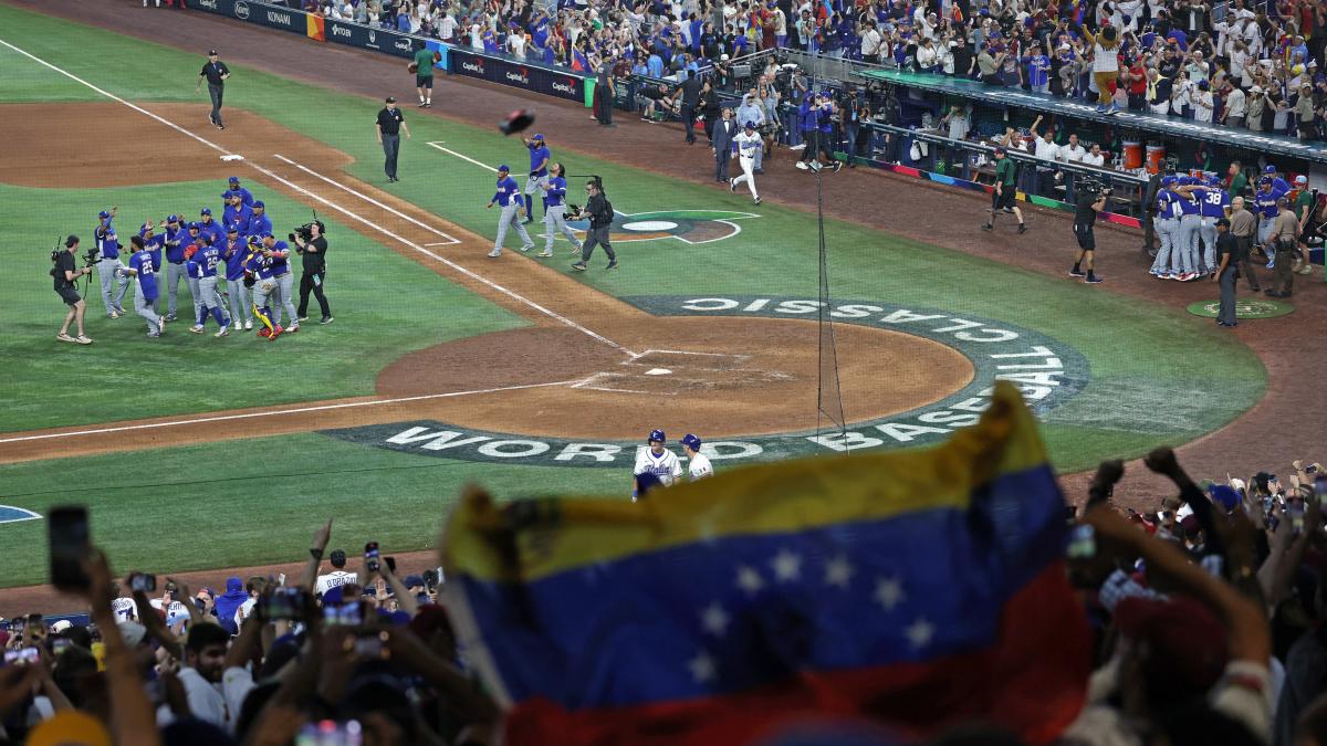 Venezuela enfrentará a EU en su primera final del Clásico Mundial del béisbol