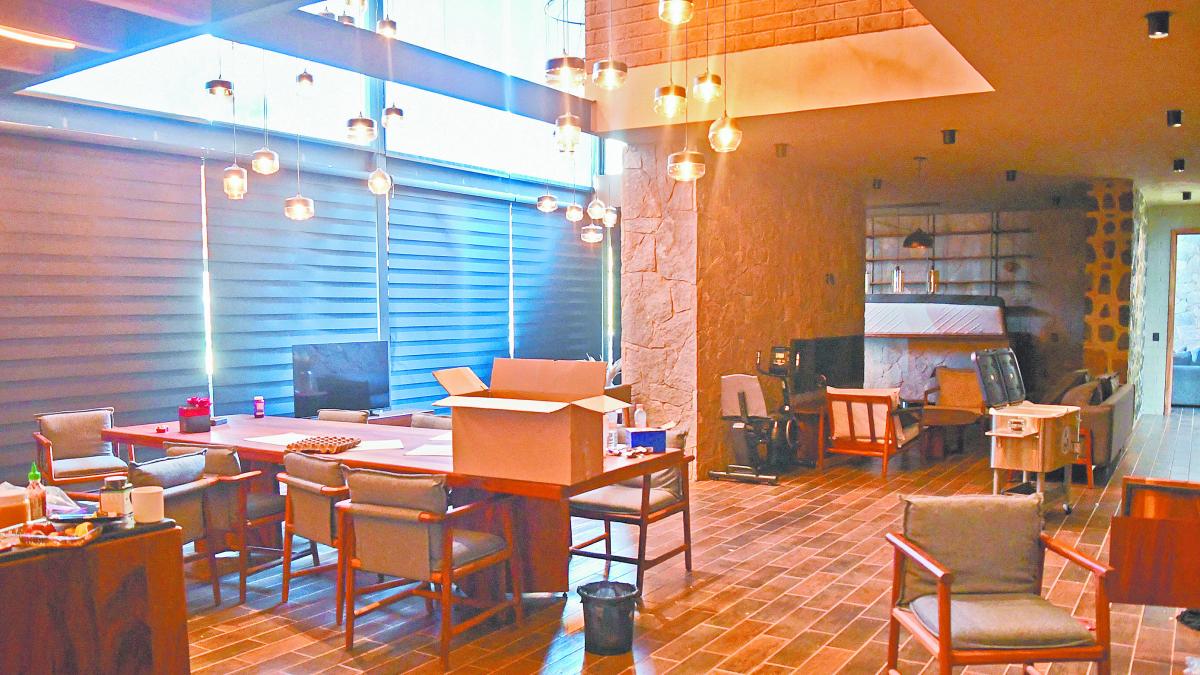 Alteran escena de la casa del Mencho