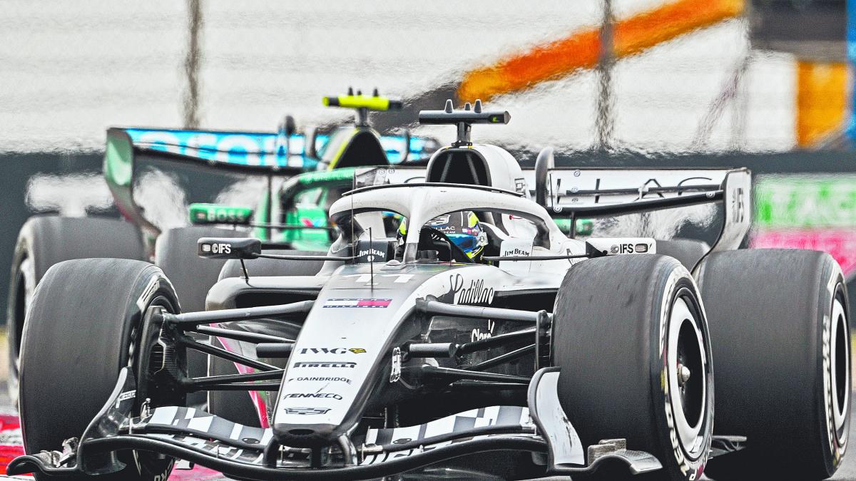 Checo Pérez sigue sin puntos con Cadillac en Fórmula 1