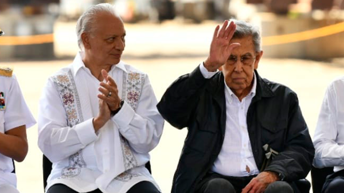 Pemex instala Comisión Consultiva del Petróleo presidida por Cuauhtémoc Cárdenas