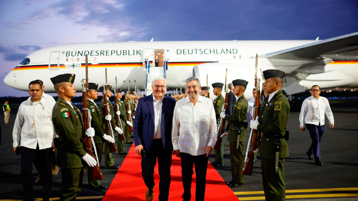 Presidente de Alemania, Frank-Walter Steinmeier, llega a Cancún para reunirse con Sheinbaum