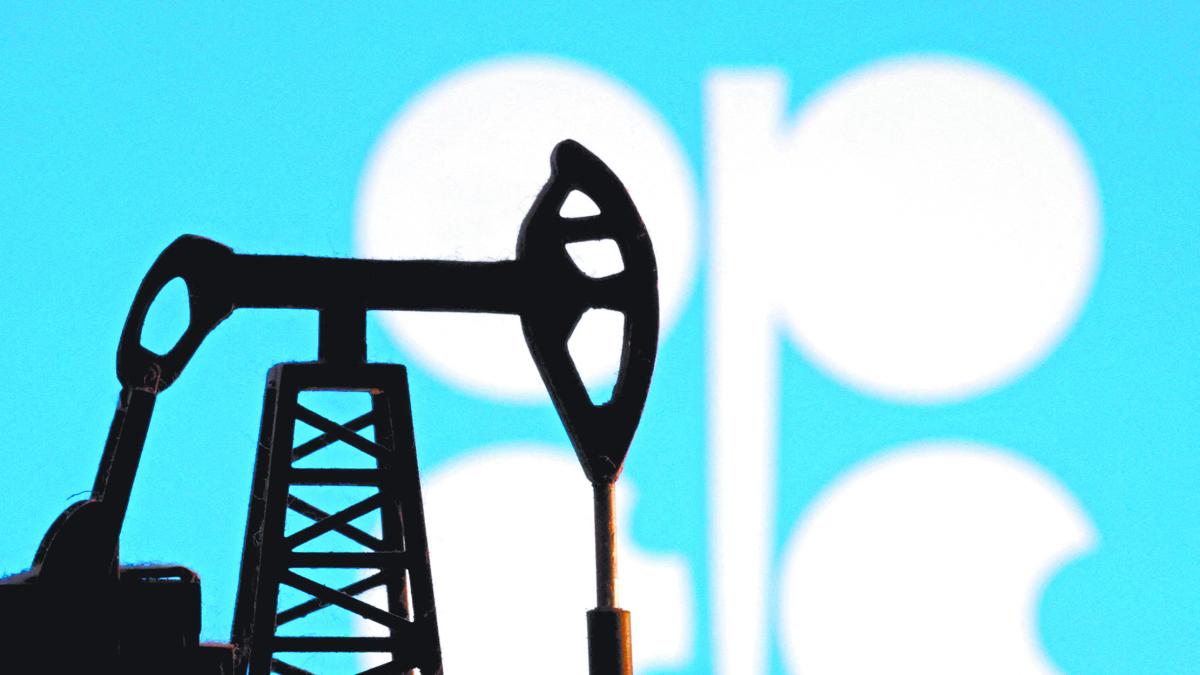 Producción de petróleo de la OPEP sufrió en marzo su mayor caída desde la pandemia por la guerra
