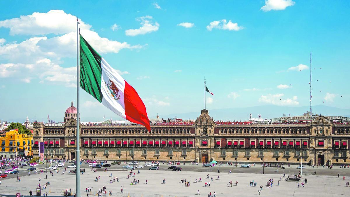 Más que la deuda preocupa la ruta fiscal de México: Banamex