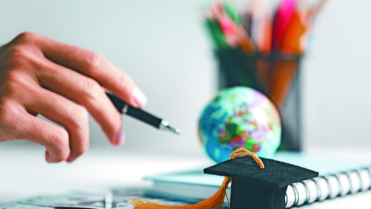 Visas, dinero y omisiones: el riesgo de contratar estudios en el extranjero