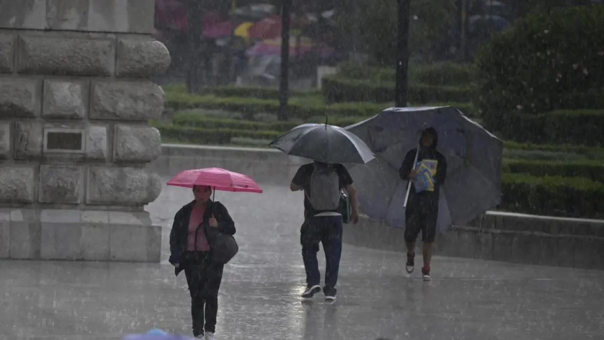 Boris se debilita tras tocar tierra en Oaxaca, pero deja lluvias y riesgo de inundaciones
