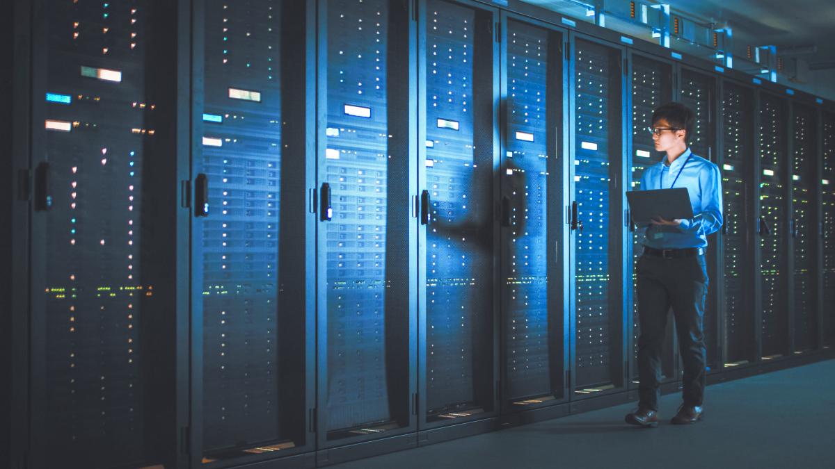 Expansión de la industria de centros de datos eleva requerimientos energéticos