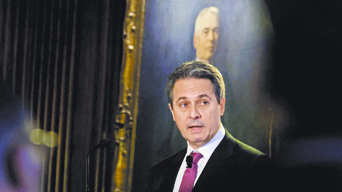 Responsables de la Fed actúan con cautela tras intervención del Tesoro