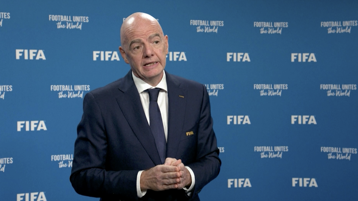 Infantino se disculpa ante el Consejo de la FIFA por su proyecto de privatización
