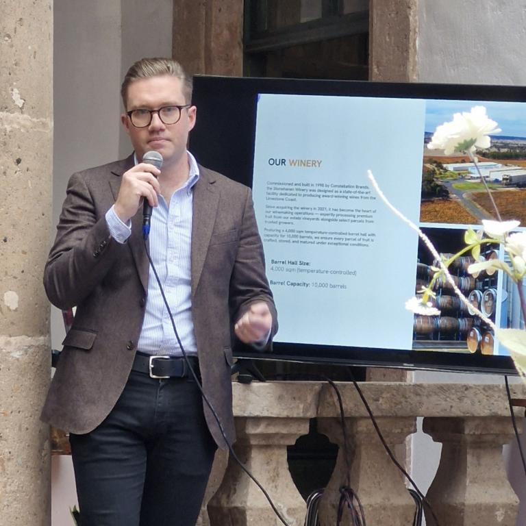 Brett Anderson, CEO de CW Wines