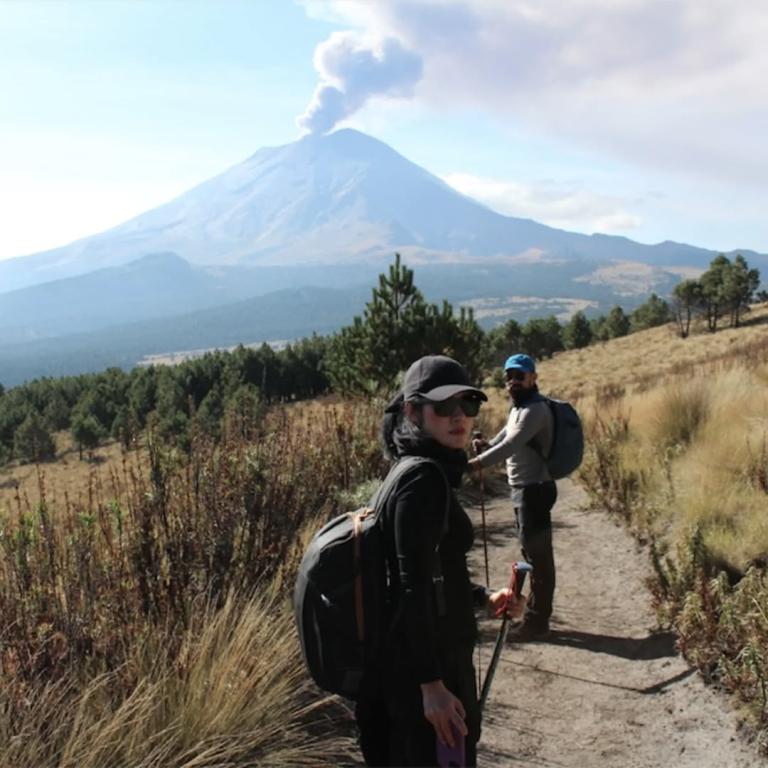 Paso de Cortés con Wine for Hiking