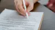 Una persona puede constituir un fideicomiso antes de morir, transferir sus bienes y establecer la forma en que serán administrados y distribuidos.