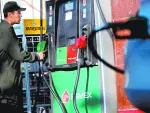 Días después de que iniciara el conflicto entre Rusia y Ucrania, cuando el petróleo repuntó, el gobierno federal dejó de cobrar el 100% del IEPS a las gasolinas
