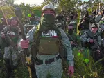 El Gobierno de Estados Unidos informó este miércoles de nuevas sanciones contra cinco cabecillas del Cártel Jalisco Nueva Generación (CJNG), entre ellos su líder, Rubén Oseguera Cervantes 'El Mencho'.

Para más información del tema, visita: https://www.eleconomista.com.mx/politica/eu-lanza-nuevas-sanciones-mencho-doble-r-sospechoso-asesinato-valeria-marquez-20250618-764261.html

¡Síguenos en nuestras redes sociales para mantenerte informado!

Twitter: https://twitter.com/eleconomista 
Facebook: https://www.facebook.com/ElEconomista.mx
Instagram: https://www.instagram.com/eleconomistamx
LinkedIn: https://www.linkedin.com/company/el-economista/

#ElEconomista #EETV