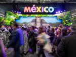 México promueve su oferta turística en el Fitur 2026, en Madrid, España.