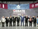 Peruvian presidential candidates Alfonso Lopez Chau, Cesar Acuna, Jose Williams, Rafael Belaunde, Ricardo Belmont, Wolfgang Grozo, Armando Masse, Jose Luna, Antonio Ortiz and Rosario Fernandez attend a televised debate ahead of the general election on April 12, in Lima, Peru, April 1, 2026. REUTERS/Angela Ponce REFILE - ADDING NAMES OF CANDIDATES