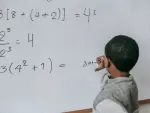 Conceptos matemáticos aplicados a situaciones cotidianas en un aula