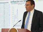 El subsecretario de Ingresos de la Secretaría de Hacienda y Crédito Público, Carlos Gabriel Lerma Cotera, aseguró que el comportamiento reciente de la inflación en México responde principalmente a factores temporales y cíclicos.

Para más información del tema, visita: https://www.eleconomista.com.mx/economia/hacienda-atribuye-repunte-inflacionario-mexico-factores-estacionales-20260416-809035.html

Twitter: https://twitter.com/eleconomista 
Sitio web: https://www.eleconomista.com.mx/ 
Facebook: https://www.facebook.com/ElEconomista.mx 
Instagram: https://www.instagram.com/eleconomistamx 

#ElEconomista #EETV #Economía