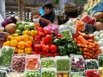 De enero a marzo, la inflación acumulada en el país fue de 1.5%, mientras que para el segmento de menores recursos fue de 1.7%; factores como el encarecimiento de alimentos impulsan este resultado y reflejan una "mala noticia" para la evolución de la pobreza, según un análisis de Banamex.