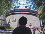Los índices locales cayeron, siguiendo el sentimiento en sus pares del exterior, por la preocupación sobre Oriente Medio y la fragilidad del alto el fuego en la guerra.
Para más información del tema, visita: https://www.eleconomista.com.mx/empresas/mundial-2026-crt-libera-espectro-expres-industria-advierte-demasiado-tarde-20260512-813085.html 

Twitter: https://twitter.com/eleconomista 
Sitio web: https://www.eleconomista.com.mx/ 
Facebook: https://www.facebook.com/ElEconomista.mx 
Instagram: https://www.instagram.com/eleconomistamx 

#ElEconomista #EETV #Mercados