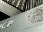 El Informe de Finanzas Públicas y la Deuda Pública, a abril, mostró que los ingresos presupuestarios sumaron 2 billones 954,800 millones de pesos, lo que representó una caída de 2.2% en comparación anual. 

Para más información del tema, visita: https://www.eleconomista.com.mx/economia/ingresos-publicos-cayeron-medio-aumento-gasto-deuda-20260529-816050.html 

¡Síguenos en nuestras redes sociales para mantenerte informado! 
 
#ElEconomista #IngresosPúblicos #SHCP