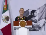 La presidenta Claudia Sheinbaum en la mañanera del 19 de junio