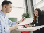 "Lo que hace un agente de seguros es ayudarte precisamente a entender qué es lo que estás contratando", dijo Tere García, consultora experta en seguros