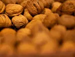 China anunció este lunes fuertes gravámenes sobre nueces pecanas importadas desde México y Estados Unidos, al concluir que estos productos se estaban vendiendo en el mercado chino a precios de dumping.