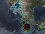 El huracán Polo se intensificó a categoría 5, la máxima en la escala Saffir-Simpson, a las 06:00 horas de este martes, tiempo del centro de México,