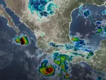 El huracán Trudy continúa fortaleciéndose frente a las costas del Pacífico mexicano. El SMN advirtió sobre lluvias intensas, fuertes vientos y oleaje de hasta cinco metros en varios estados.