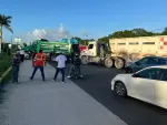 Paro de transportistas sobre la carretera federal 307, Quintana Roo.