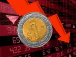 El peso tocó este viernes su peor nivel frente al dólar en más de un año y cerró su segundo mes con pérdidas, con los mercados atentos a las expectativas de tasas de interés.

Para más información del tema, visita: 
https://www.eleconomista.com.mx/mercados/precio-dolar-hoy-30-octubre-2026-cuanto-cerro-20261030-841434.html 

¡Síguenos en nuestras redes sociales para mantenerte informado! 

Twitter: https://twitter.com/eleconomista 
Facebook: https://www.facebook.com/ElEconomista.mx 
Instagram: https://www.instagram.com/eleconomistamx 
LinkedIn: https://www.linkedin.com/company/el-economista/ 

#ElEconomista #EETV #Mercados