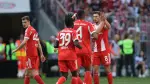 El centrocampista alemán del Bayern de Múnich, Leon Goretzka, celebra un penalti durante el partido de la Bundesliga.